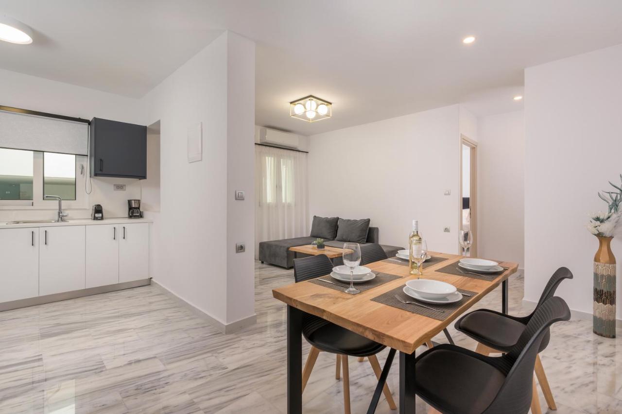 Quarters Luxury Apts ハニア エクステリア 写真