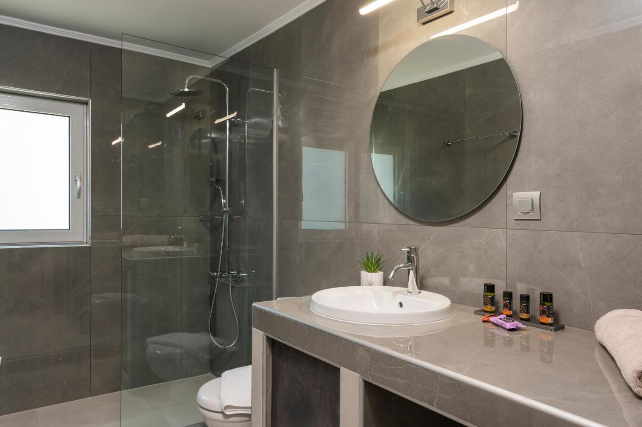 Quarters Luxury Apts ハニア エクステリア 写真